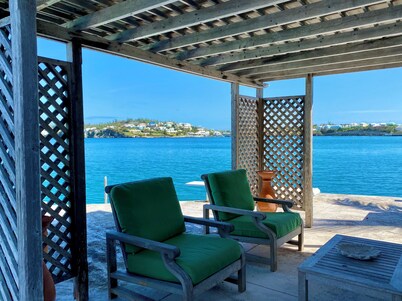 Luxury Waterfront Home on Harrington Sound in Smith's Parish