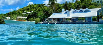 Luxury Waterfront Home on Harrington Sound in Smith's Parish