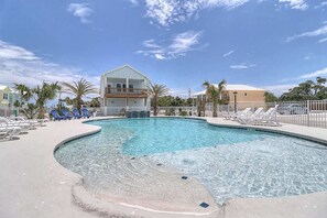 Pool - Fulton Breeze: Waterfront Home with Pool & Hot Tub (Fulton)