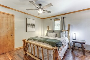 3 habitaciones, escritorio, internet y ropa de cama 