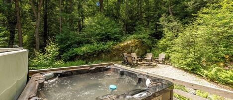 Bain à remous extérieur