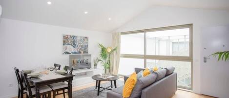 Televisie en een kantoor