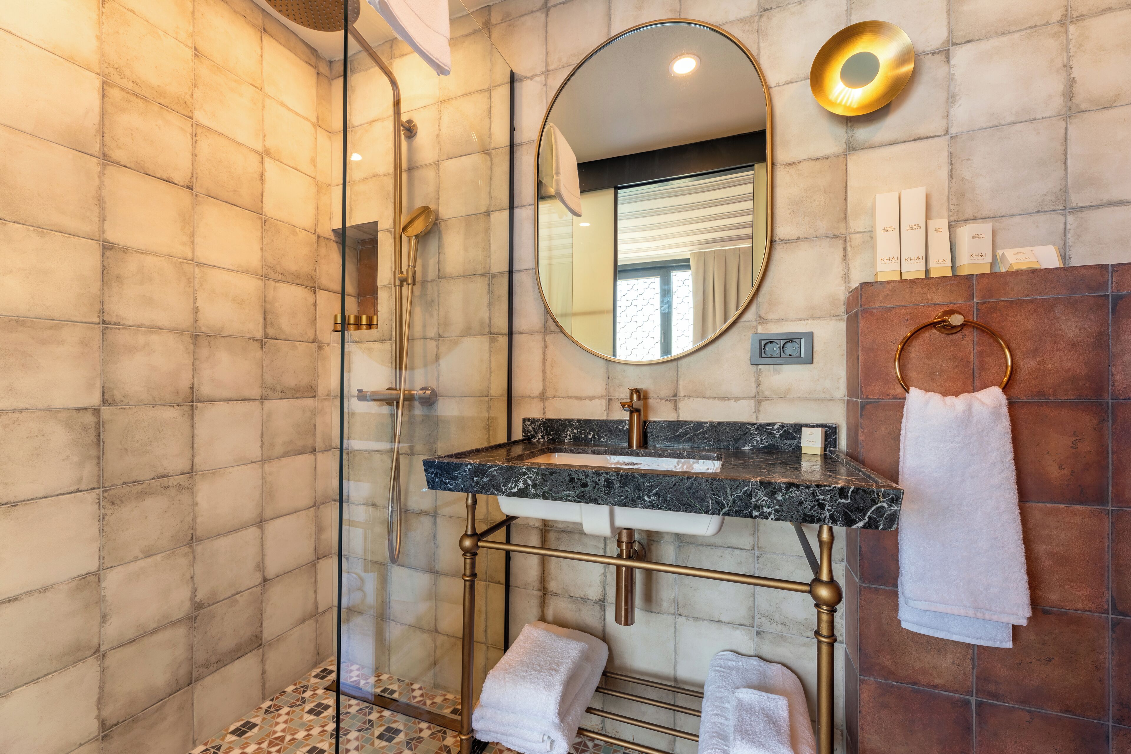 Foto - Khai Karaköy