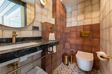 Khai Hotel Karakoy - Image 16