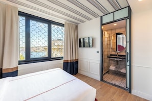 Deluxe Sea View Room