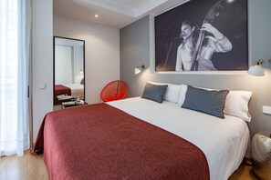 2 chambres, fer et planche à repasser, Wi-Fi gratuit, draps fournis