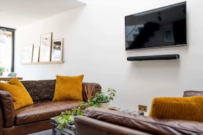 TV, stereo, offices