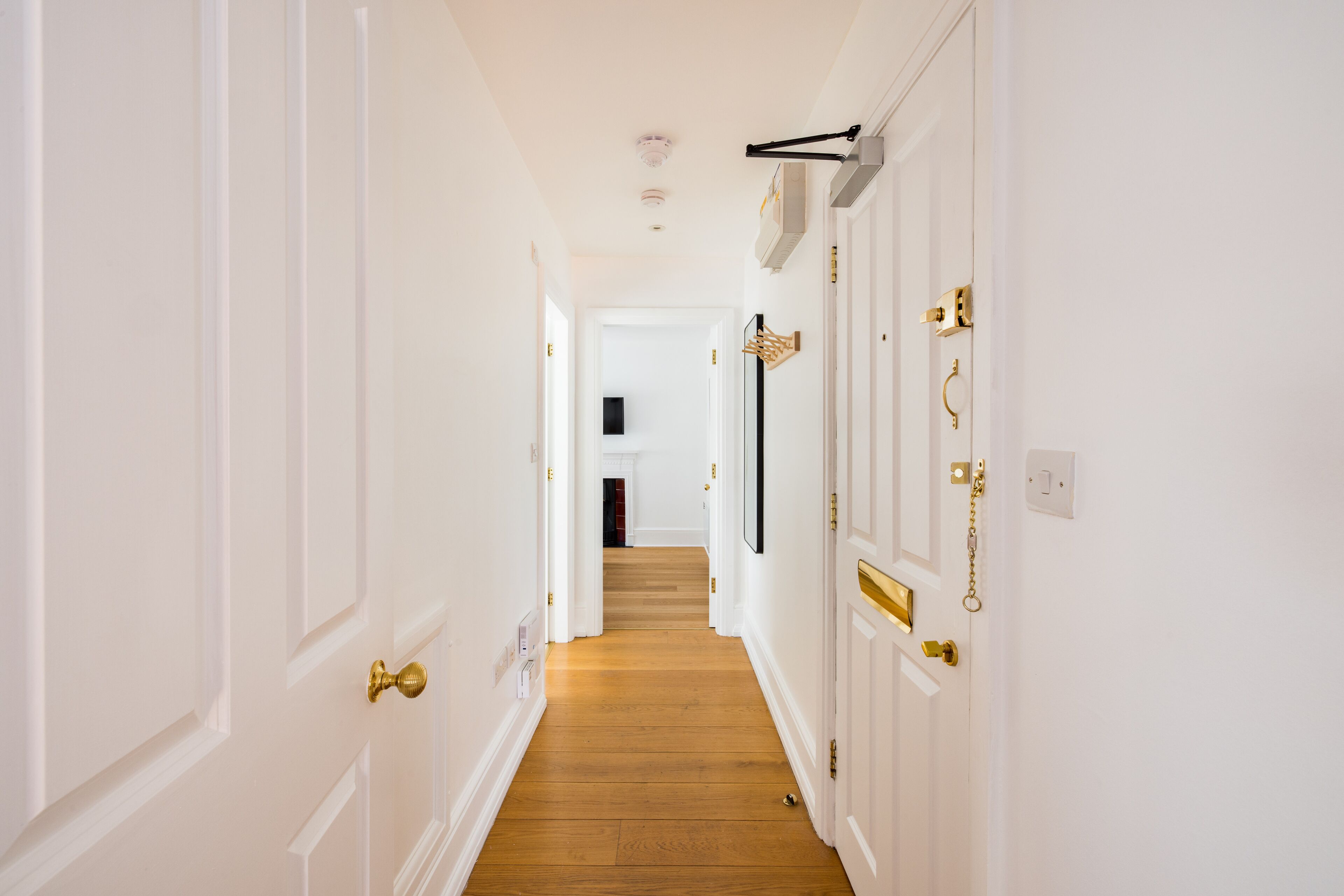 المنشأة من الداخل