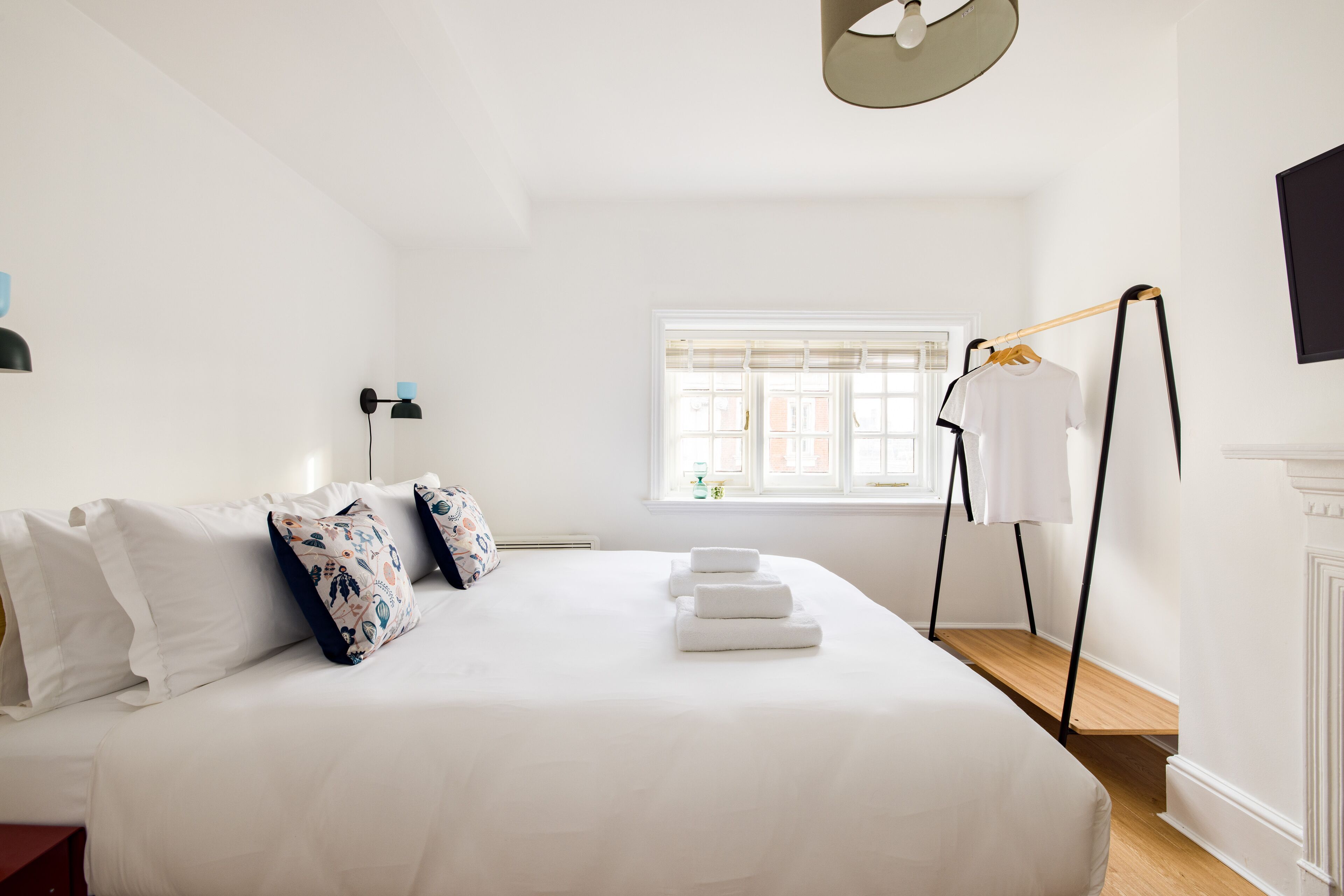 1 間睡房、熨斗/熨衫板、上網、床單