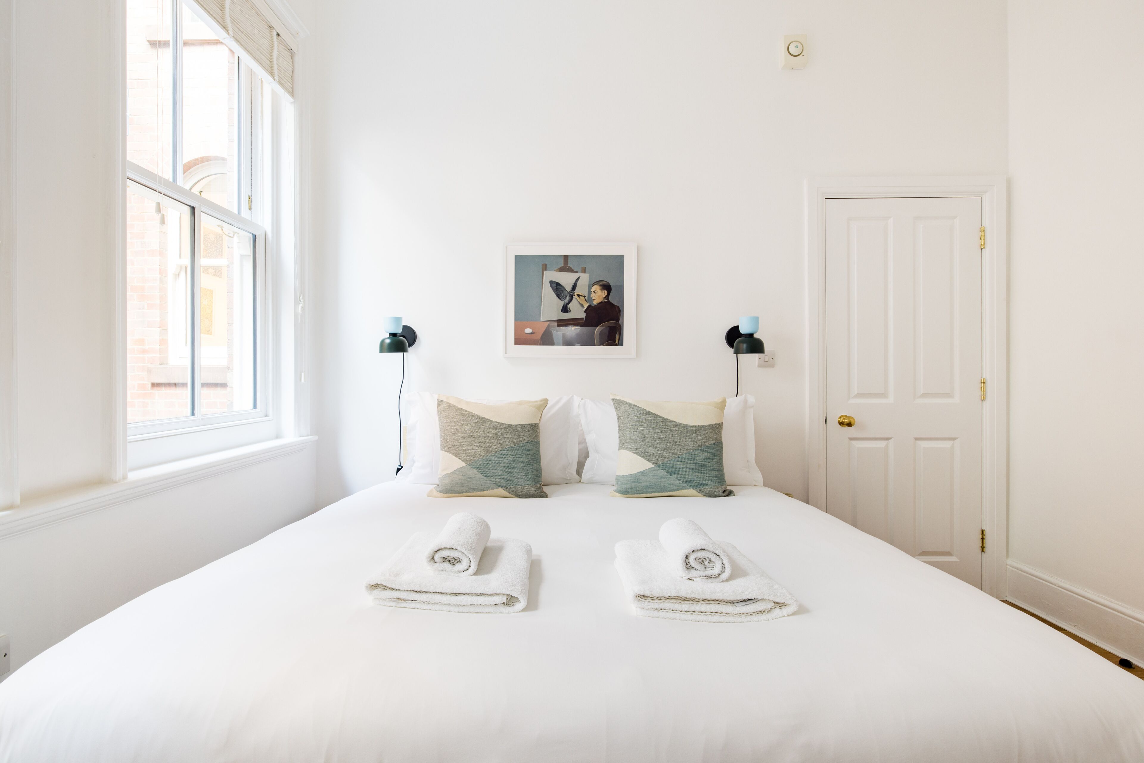 1 habitación, tabla de planchar con plancha, internet y ropa de cama 