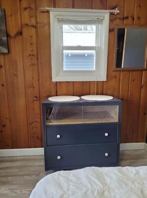 2 Schlafzimmer, Bügeleisen/Bügelbrett, Reisekinderbett, kostenloses WLAN