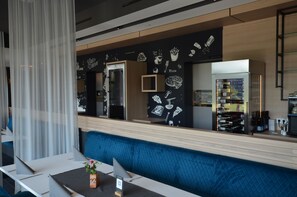 Lunch and dinner served - Boutique Hotel Moselgarten (Bullay)