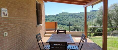 Classic Apartment, 2 Bedrooms, Patio, Hill View | Terrace/patio