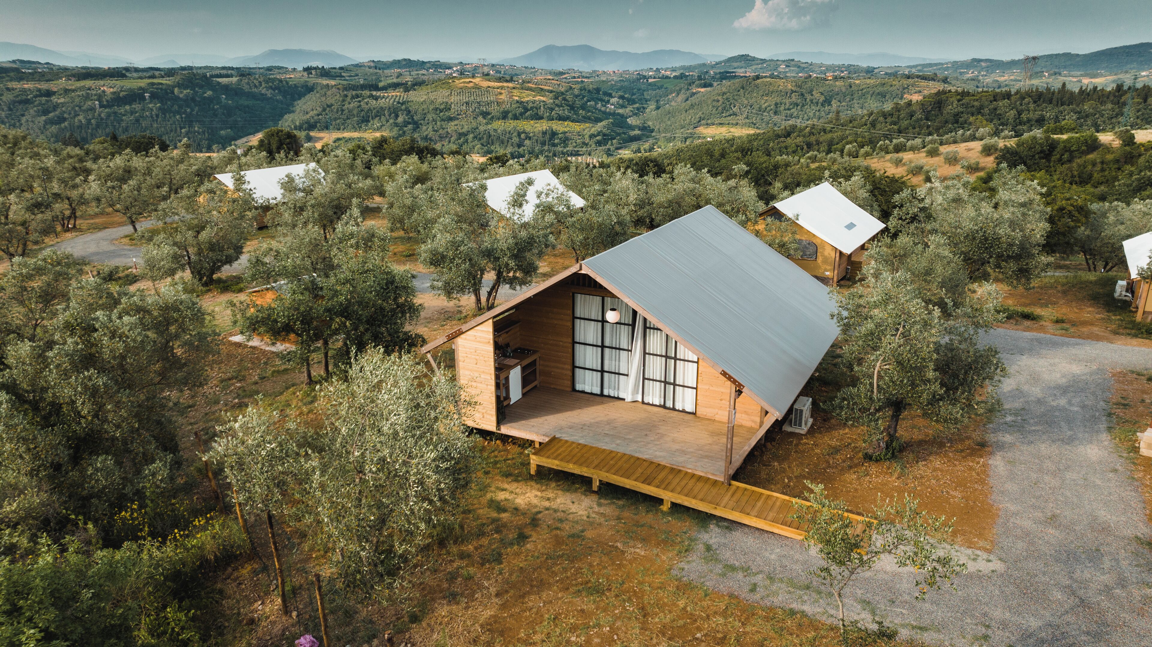 Tente Luxe | Coin cuisine privé | Réfrigérateur, chaise haute