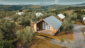 Luxury Tent | Private kitchenette | Fridge, high chair, cookware/dishes/utensils, cleaning supplies