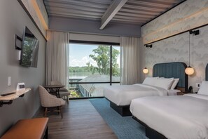 1 bedroom, premium bedding, in-room safe, desk