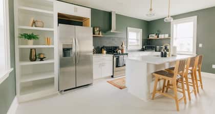 Newly Renovated, Vintage Inspired, Large 4 BR Home