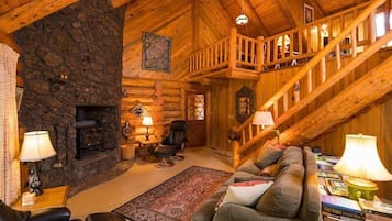 TV, fireplace, DVD player