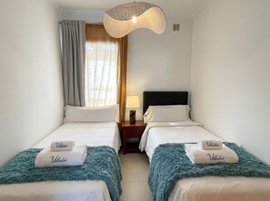 2 habitaciones, tabla de planchar con plancha y wifi gratis