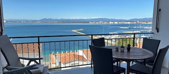 Agi Les Roques 6 Apartamento for rent in Roses Girona.