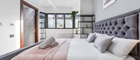 1 soverom, strykejern/-brett, wi-fi og sengetøy