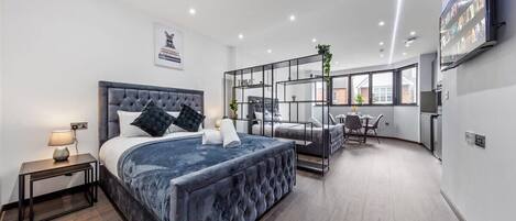 1 soverom, strykejern/-brett, wi-fi og sengetøy