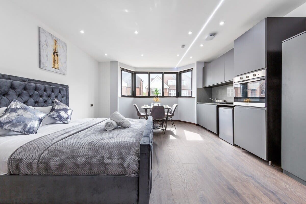 1 bedroom, iron/ironing board, WiFi, bed sheets