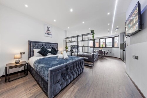 Serviced Studio Flat near London Northern Line