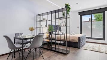 1 quarto, ferros/tábuas de passar roupa, Wi-Fi, roupa de cama