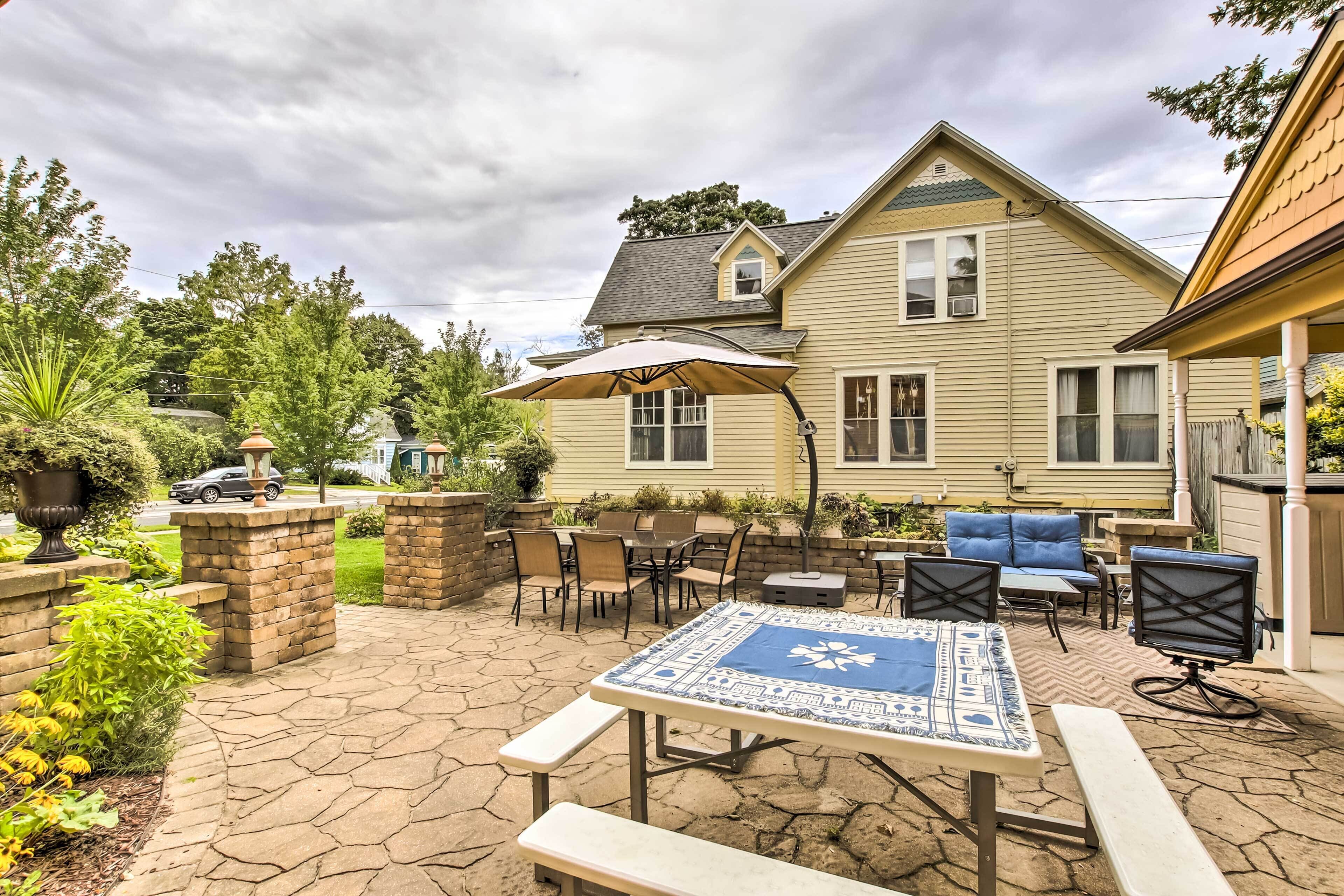 House (3 Bedrooms) | Front of property