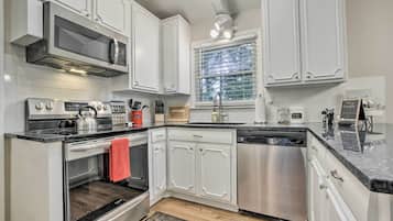 Rumah (3 Bedrooms) | Interior