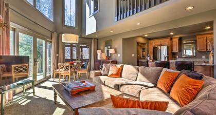 Luxe Rumbling Bald Home w/ Deck & Mountain View