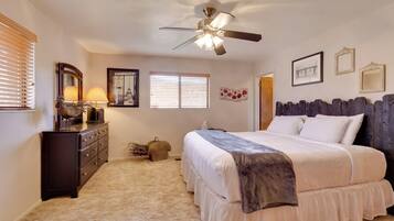 Rumah (4 Bedrooms) | Interior