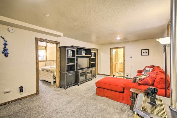 House (3 Bedrooms) | Front of property