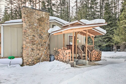 Priest Lake Apartment Near Hiking Trails!