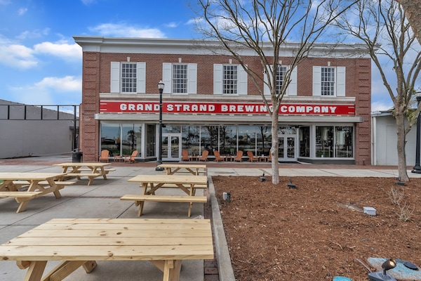 The Brewer's Lofts Above Grand Strand Brewing - Morobich, Myrtle Beach
