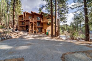 Interior - < 3 Mi to Lake Tahoe: Incline Village Condo! (Incline Village)