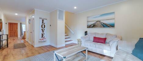 Apartment (3 Bedrooms) | Front of property