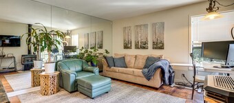 < 3 Mi to Lake Tahoe: Incline Village Condo!