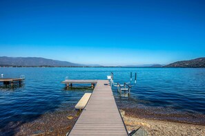 單棟房屋 (3 Bedrooms) | 內部