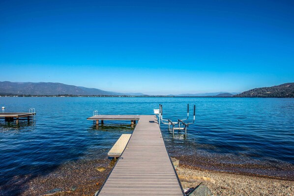 單棟房屋 (3 Bedrooms) | 內部