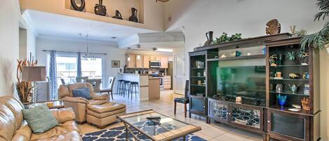 Apartment (2 Bedrooms) | Front of property