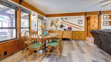 Casa (2 Bedrooms) | Interior