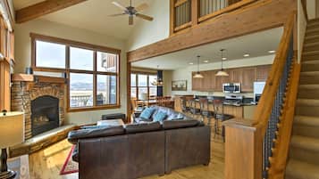 House (4 Bedrooms) | Interior