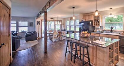 Bright Shawano Lake Oasis - Walk to Boat Launch!