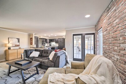 Immaculate 'woodland View' Retreat w/ Hot Tub