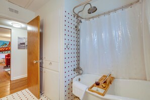 House (2 Bedrooms) | Interior - San Antonio Vacation Rental ~ 7 Mi to River Walk! (San Antonio)