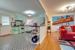 House (2 Bedrooms) | Interior - San Antonio Vacation Rental ~ 7 Mi to River Walk! (San Antonio)