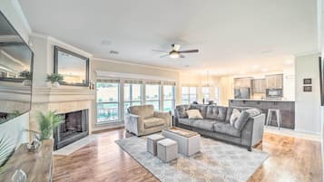 House (5 Bedrooms) | Front of property