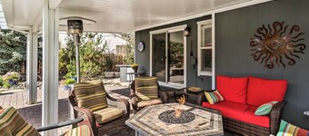 Large Yard + Hot Tub: Reno Retreat!